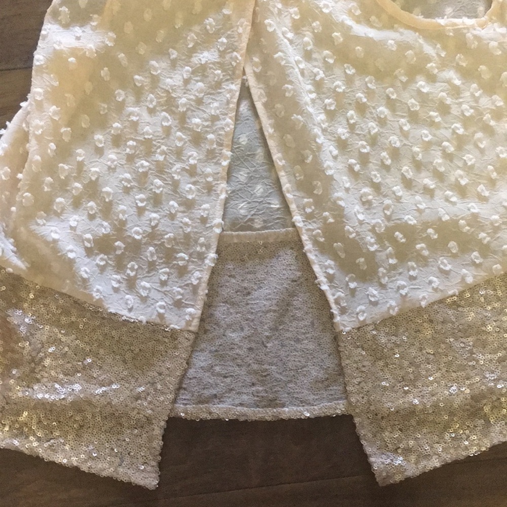 4x$30, Sis Sis, Sequined Border, Split Back Top. - image 5